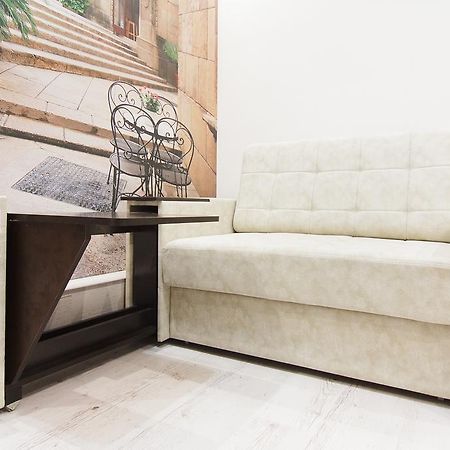 Club Suite Near Deribasovskaya Odessa Ngoại thất bức ảnh