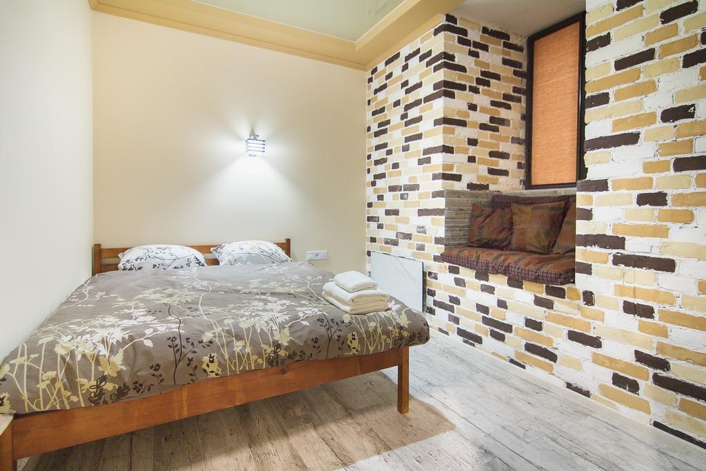Club Suite Near Deribasovskaya Odessa Ngoại thất bức ảnh